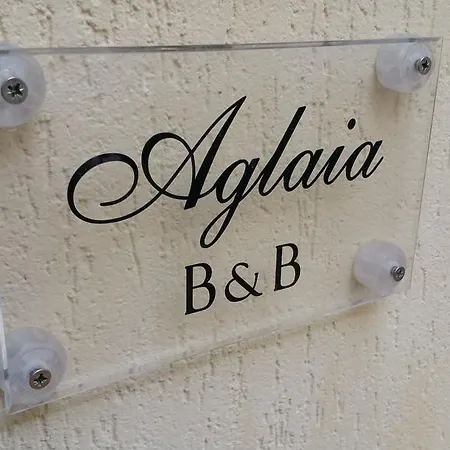 Aglaia 3*