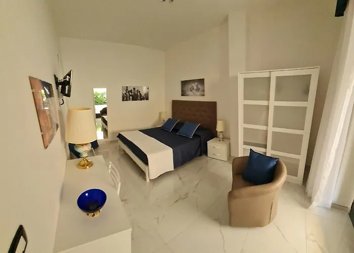 Aglaia Bed & Breakfast 3*